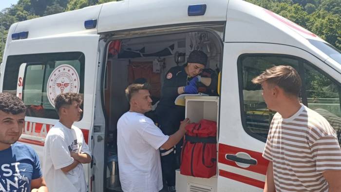 Bayram Dönüş Trafiğinde 7 Araç Birbirine Girdi