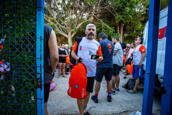 Erzincanlı Öğretmen Yüzmenin Formula’sında Kulaç Attı