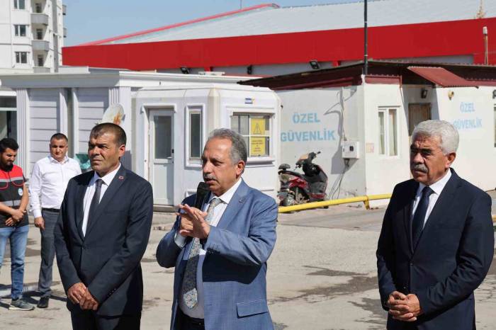 Talas’ta Mesai Bayramlaşma İle Başladı