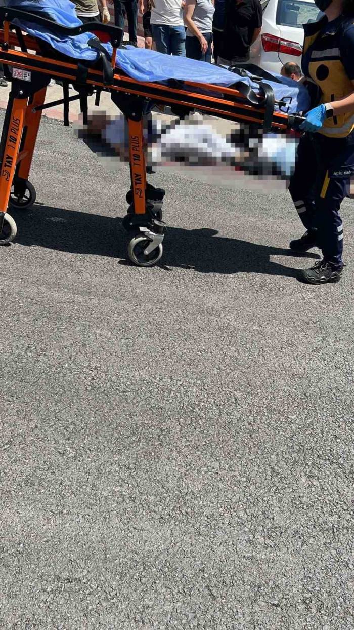 Yaşlı Adam Önce Karısını Sonra Kendisini Öldürdü