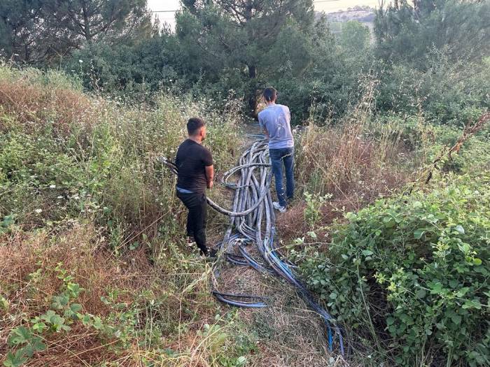 Çanakkale’de 1 Milyon 700 Bin Tl Değerinde Yeraltı Elektrik Kablosunu Çalan 2 Şüpheli Yakalandı