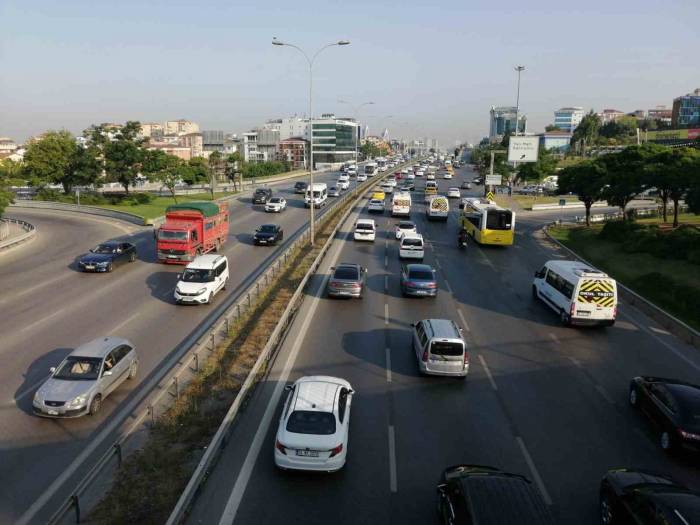 Bayram Tatili Sonrası İstanbul’da Trafik Yoğunluğu