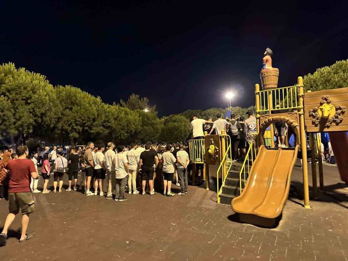 Çocuk Parkında Silahla Yaralanan Şahıs Hayatını Kaybetti