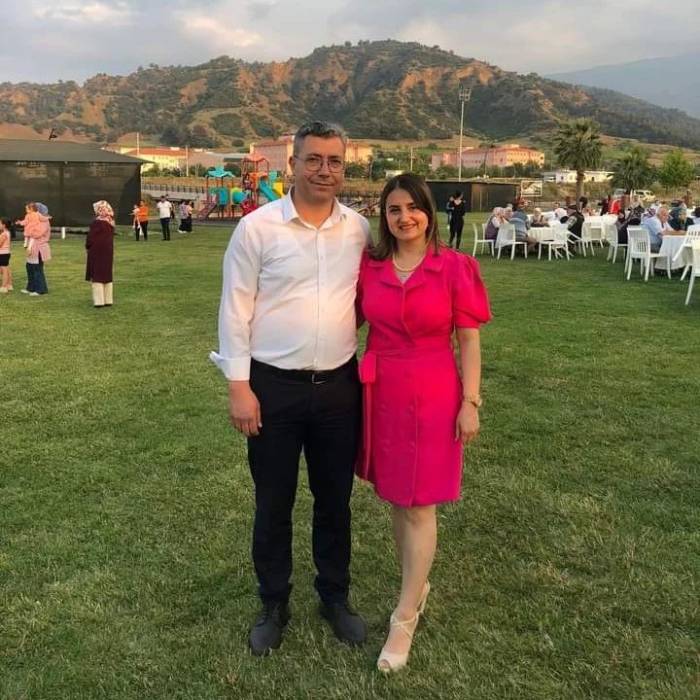 Manisa’da Otomobilin Çarptığı Müdür Yardımcısı Kurtarılamadı