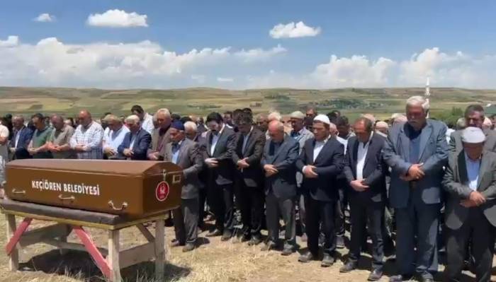 Ağrı’da Kaza Kurşunu İle Hayatını Kaybeden Sayan’ın Yeğeni Toprağa Verildi