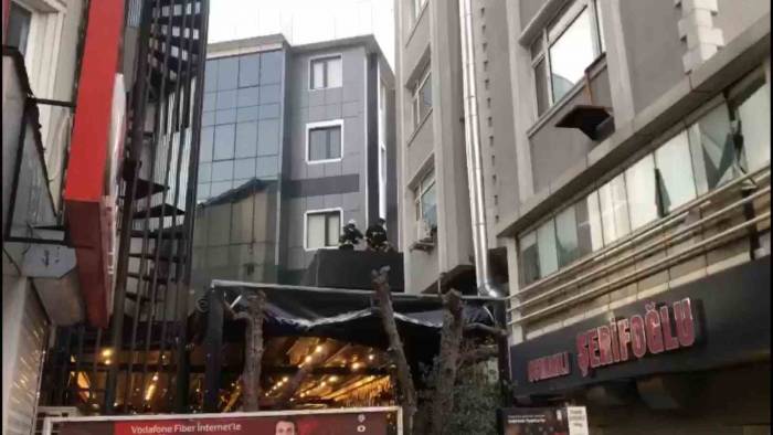 Bacada Çıkan Yangın Korkuttu