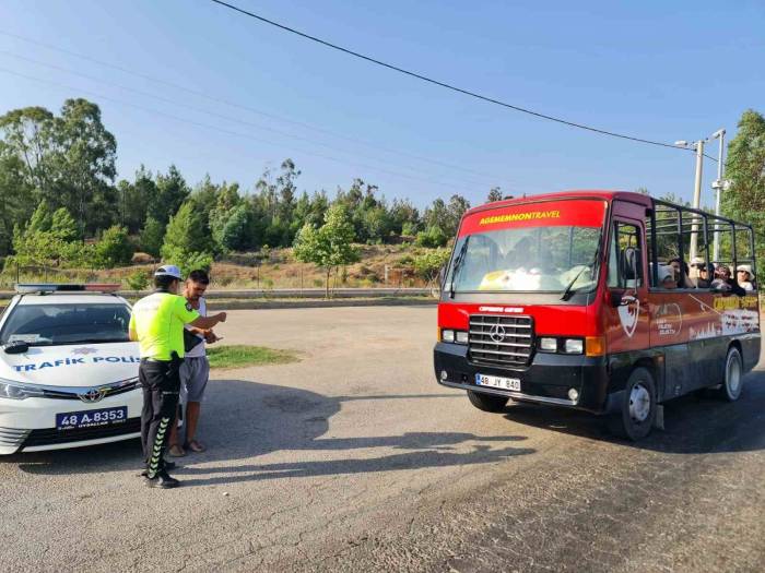 Fethiye’de Safari Araçları Aralıksız Denetleniyor