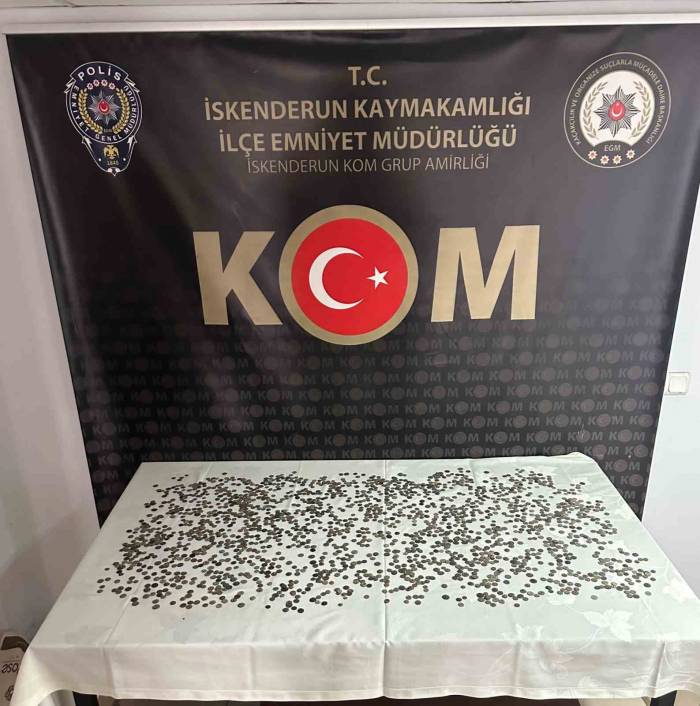 Hatay’da 2 Bin Adet Roma-bizans Dönemine Ait Sikke Ele Geçirildi