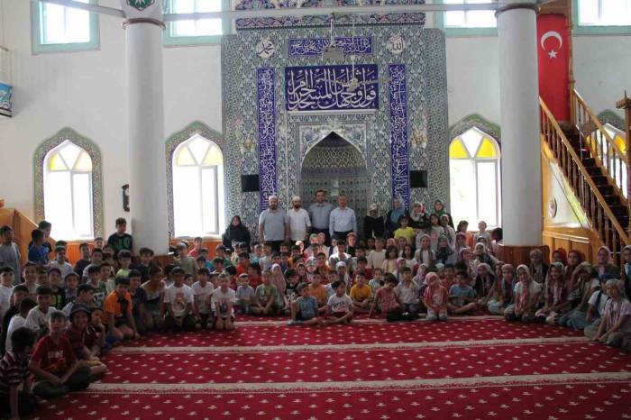 Aydın’da Yaz Kur’an Kursları Düzenlenen Tören İle Başladı