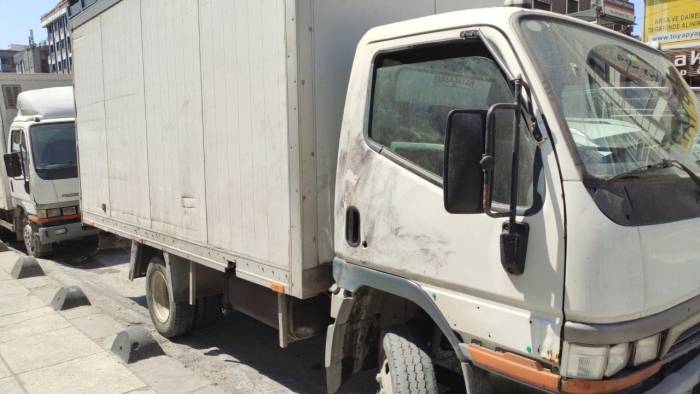 Kaçırıp Tur Attıkları Kamyonetin Akülerini Çaldılar