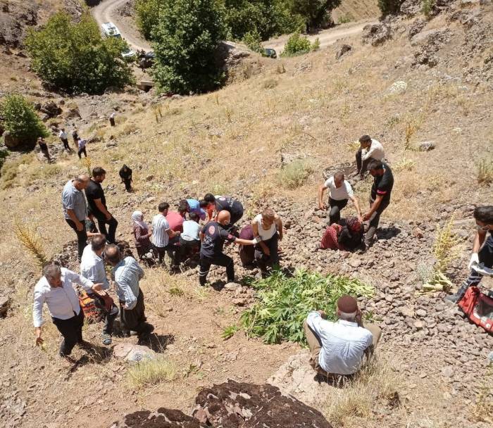Elektrik Akımına Kapılan Genç Hayatını Kaybetti