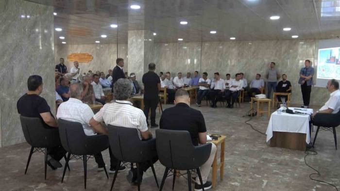 Batman Valisi Mahalle Buluşmalarıyla Vatandaşlarla Bir Araya Geldi