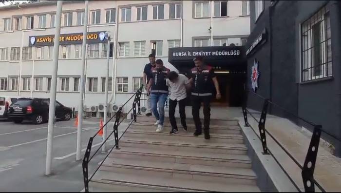 Yalancı Medyum Eski Sevgiliyi Geri Getirme Vaadiyle Vurgun Yaptı