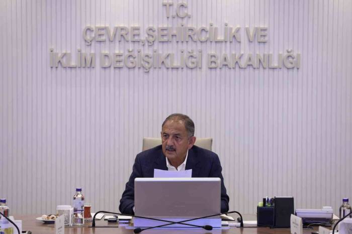 Bakan Özhaseki: “deprem Bölgesindeki Köylerimizde; Vatandaşlarımızın Huzurla Oturacağı, Yöresel Mimariye Uygun Köy Evlerimizin Yapımına Hızla Devam Ediyoruz”