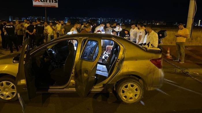Diyarbakır’da Otomobilde Bulunan Ceset Soruşturmasında 3 Kişi Tutuklandı