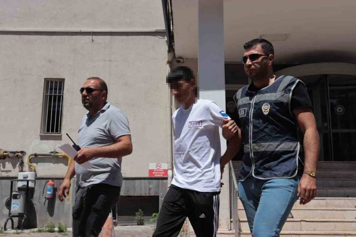 18 Yaşında 100 Yıl Kesinleşmiş Hapis Cezası Var