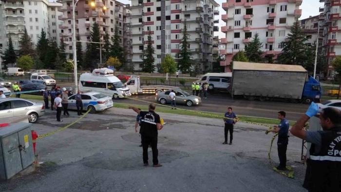 Malatya’da Kaza Sonrası Silahlar Konuştu: 1 Yaralı