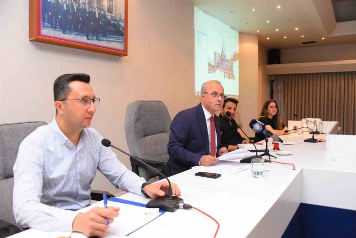Salihli Belediyesi Olağan Meclis Toplantısı Yapıldı
