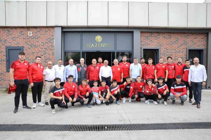 Körfezli Pehlivanlar Kırkpınar’a Uğurlandı