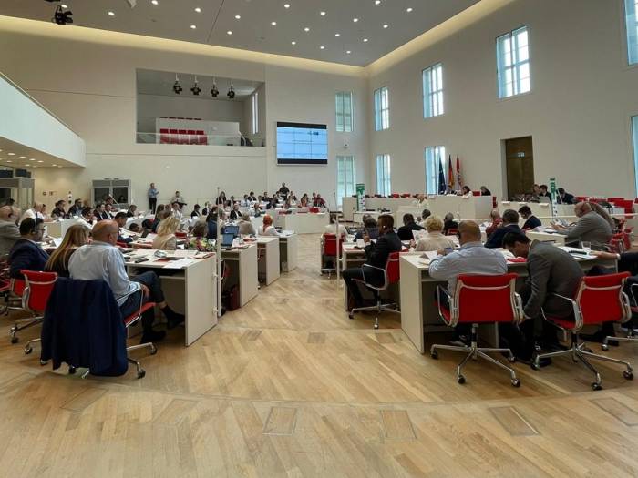 Büyükçekmece Belediye Başkanı Dr. Hasan Akgün, Almanya’da Yapılan İzleme Komitesi Toplantısı’na Katıldı