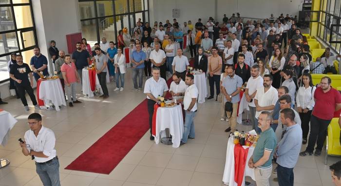 Çakü Ailesi Bayramlaşma Töreninde Bir Araya Geldi