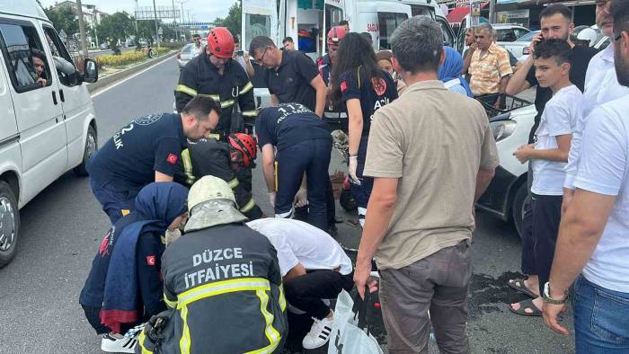 Elektrikli Bisikleti İle Ters Şeride Girince Ölümden Döndü
