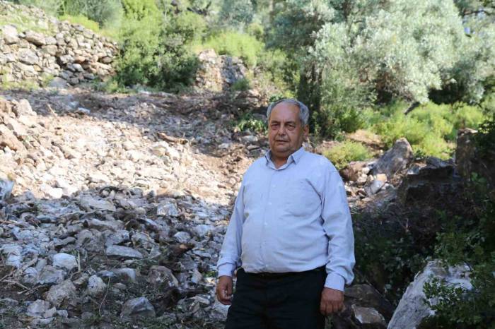 Efeler Belediyesi Balıkköy Mahalle Halkının Yol Sorununu Çözüme Kavuşturdu