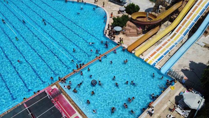 Tarsus Su Parkı, 2023 Yaz Sezonu Yoğun İlgiyle Açıldı