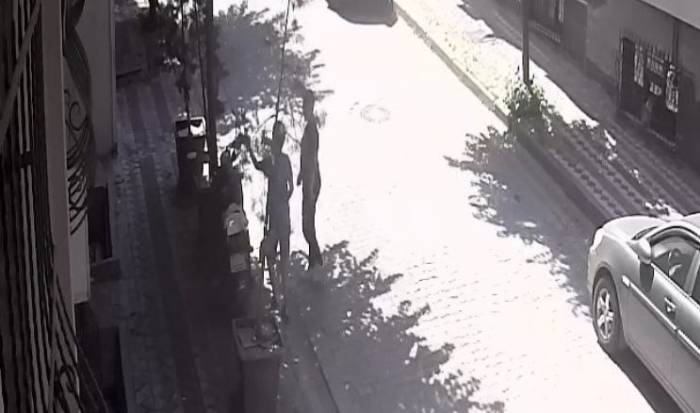 Sultangazi’de Elektrikli Bisiklet Hırsızlığı Kamerada