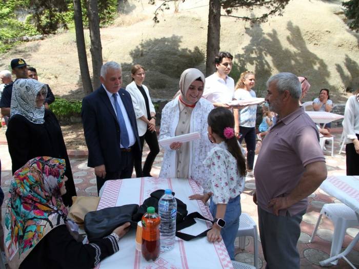 Koruyucu Aileler Ve Çocuklar Kamp Alanında Piknik Yaptı