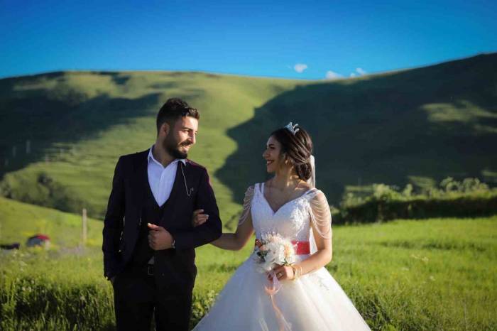 Karadağlar, Çiftlerin Yeni Gözdesi