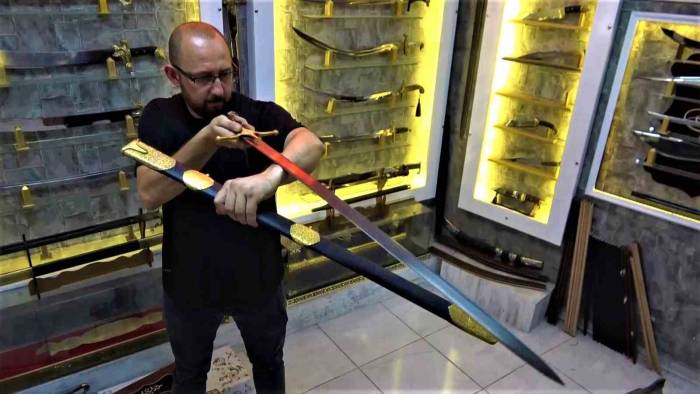 Topkapı Sarayı’ndaki Eserin Aynısını Yaptı, Görenler Gözyaşlarına Hakim Olamadı