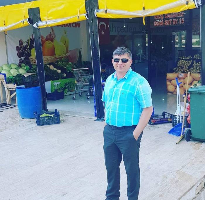 Çanakkale’de Otomobil Tıra Arkadan Çarptı: 1 Ölü, 1 Yaralı