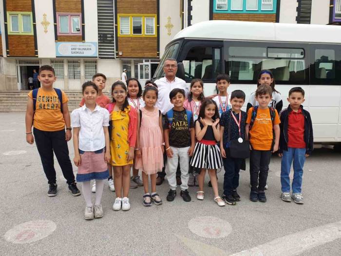 Kültür Servisi Yeni Öğrencilerini Bekliyor