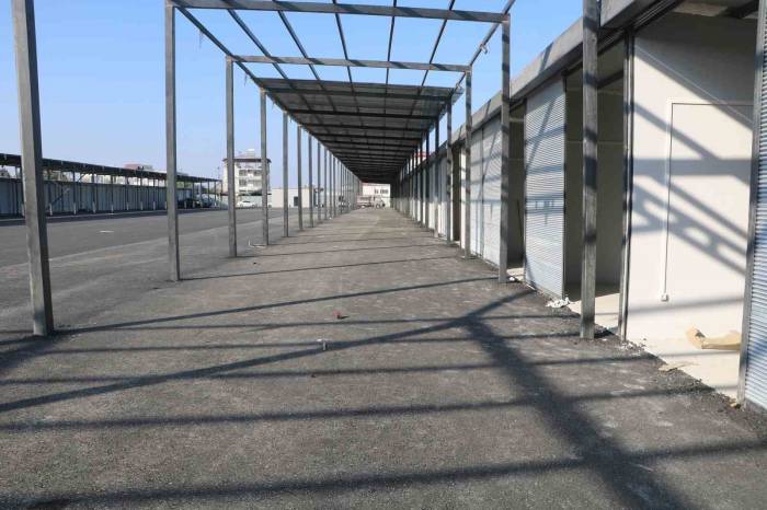 Depremin Vurduğu Hatay’a Yeni Sebze Hali 53 Günde İnşa Edildi