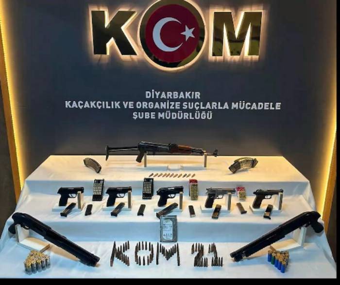 Diyarbakır’da Bir Ayda 182 Tabanca Ele Geçirildi