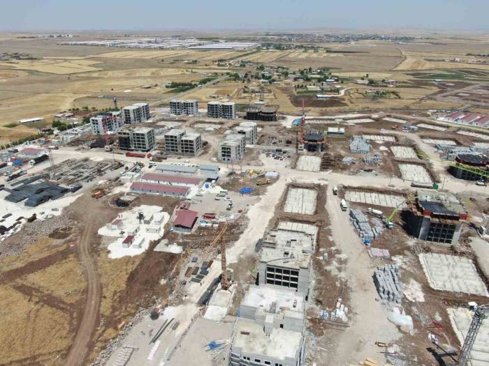 Diyarbakır’da Deprem Konutları Hızla Yükseliyor