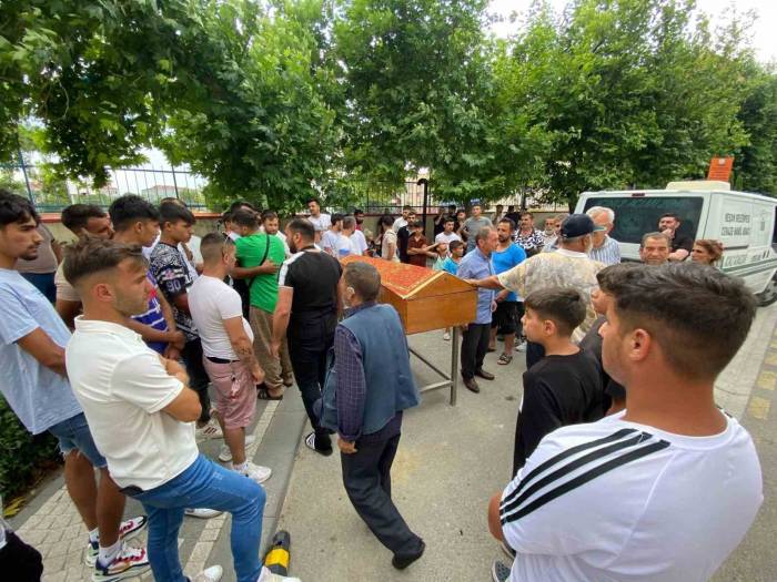 Keşan’da Denizde Boğulan 14 Yaşındaki Çocuk Toprağa Verildi