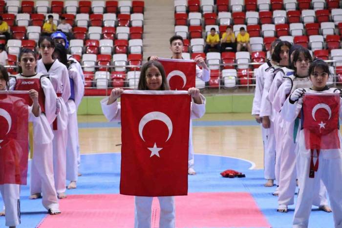 Muş’ta ‘yaz Spor Okulları’ Başladı