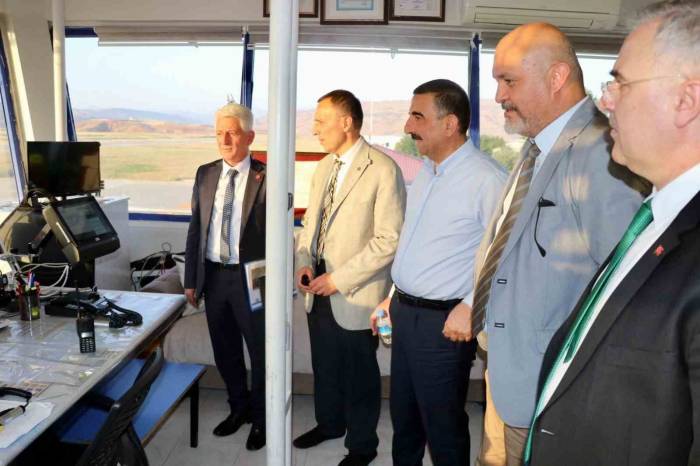 Siirt Valisi Hacıbektaşoğlu Esnafın Problemlerini Dinledi