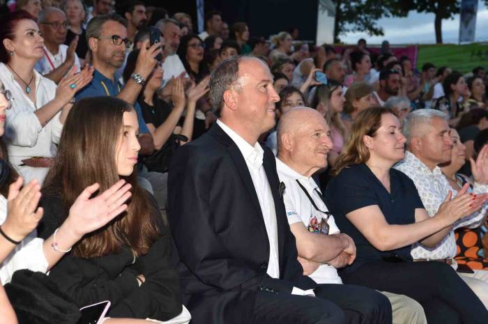 9 Ülkeden Gelen 450’den Fazla Sanatçı Avcılar’da Buluştu