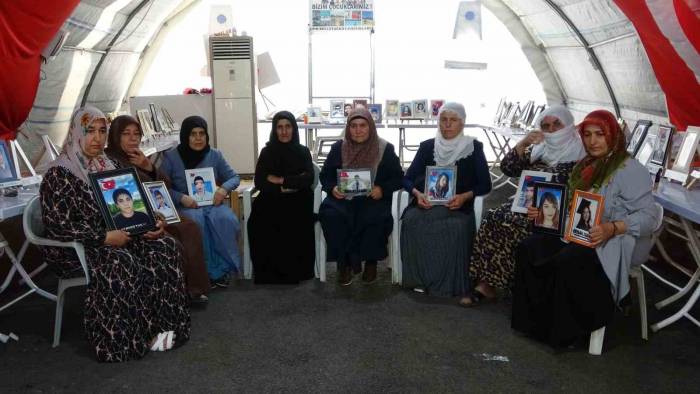 Ailelerin Evlat Direnişi Bin 405’inci Gününde Kararlılıkla Sürüyor