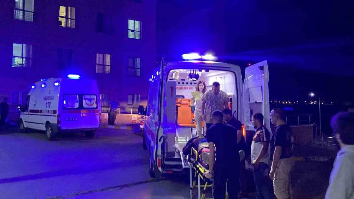 Çorlu’da Moto Kuryeler Çarpıştı: 2 Yaralı
