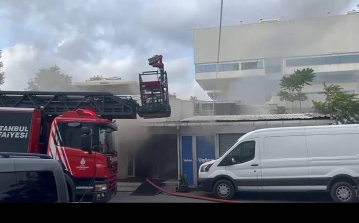 Zeytinburnu’nda Korkutan Yangın