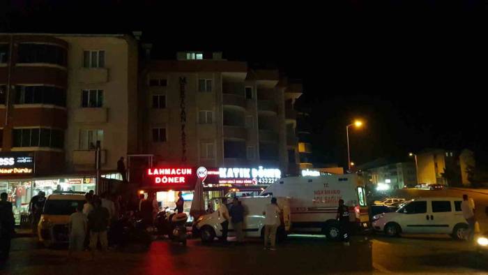 Haber Alınamayan Genç Evinde Ölü Bulundu