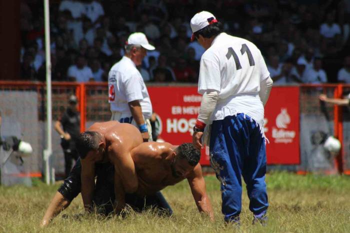 Kırkpınar’da Büyük Gün, Türkiye’nin Başpehlivanı Bugün Belli Olacak