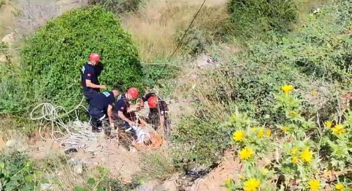 Yamaç Paraşütü Yaparken Düşen Şahsı İtfaiye Kurtardı