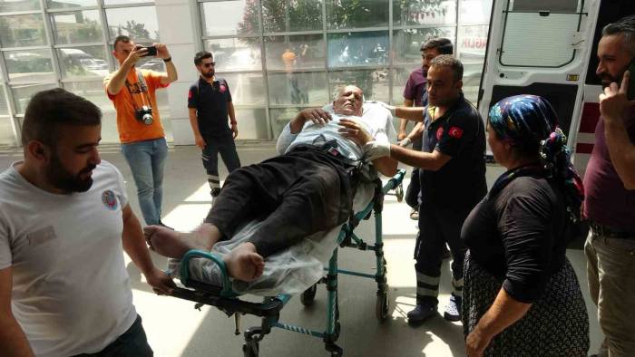 Güçlendirmek İstediği Evinin Duvarı Üzerine Yıkıldı