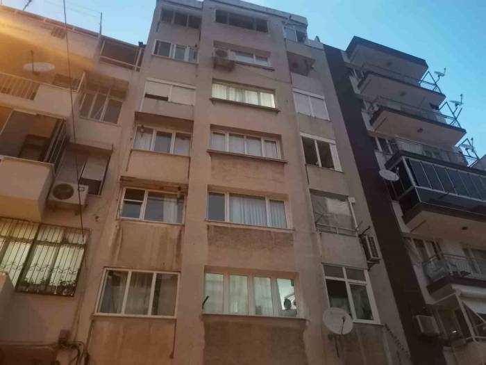 Oğlu Kalp Krizinden, Anne İse Açlıktan Öldü