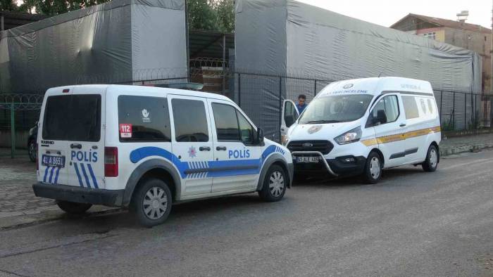 Eski Medya Çalışanı Evinde Ölü Bulundu